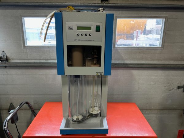 VELP UDK 132 laboratory semi automatic distillation unit