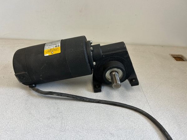 Moteur DC Baldor GP7404