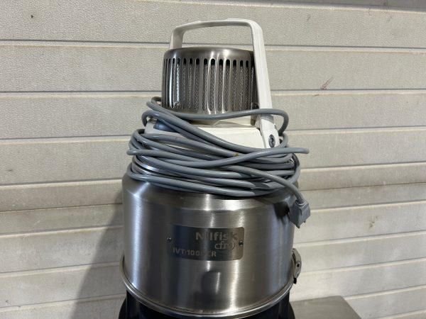 Nilfisk IVT1000CR vacuum - Image 2