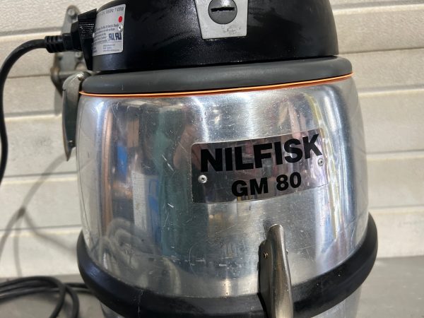 Nilfisk GM80 vacuum - Image 3