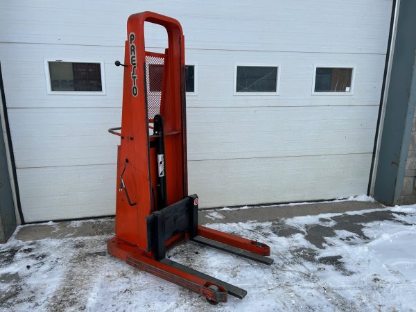 Chariot élévateur Presto model B862, capacité de 1000lbs